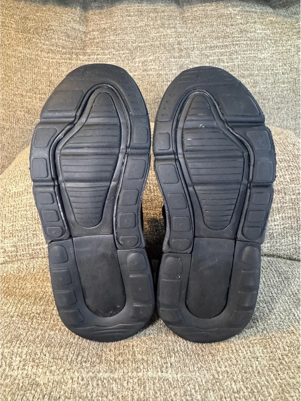 Nike Air Max 270 Triple Black Kids Sneakers Sz 13C AO2372-006